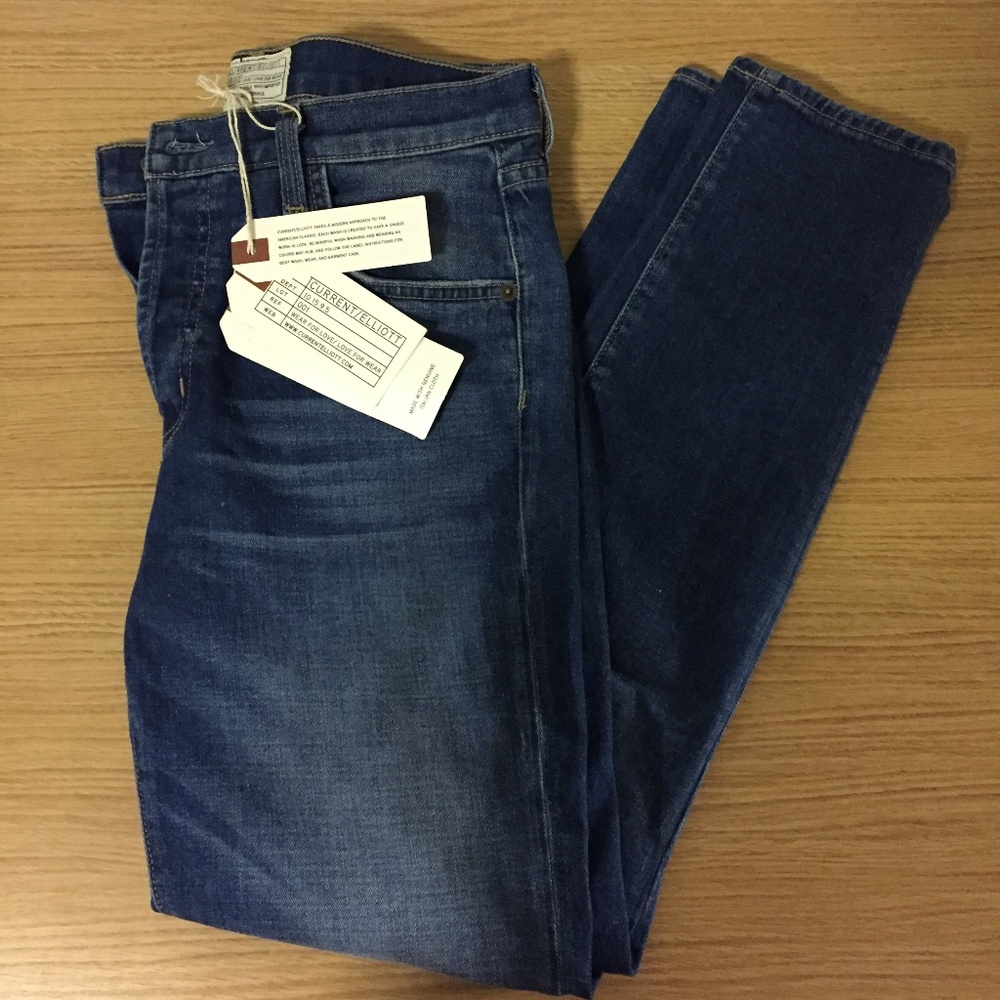 Current/Elliot Slouchy slim-leg Jeans Size 26